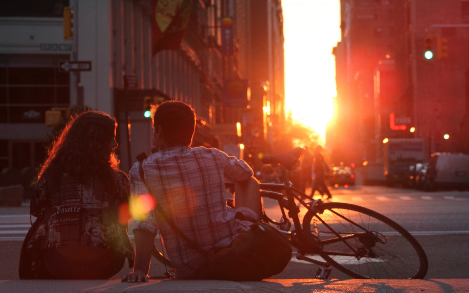 romantisch sonnenuntergang paar liebe sonne romantik kerl mädchen und fahrrad