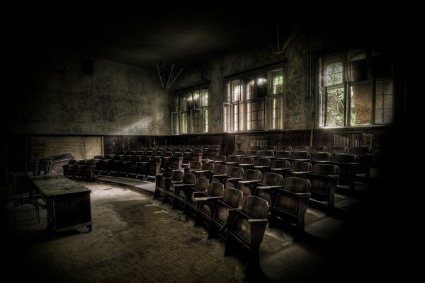 An abandoned audience like from a horror movie