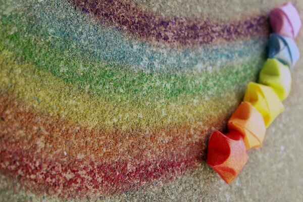 Stelle colorate-pastelli per creare linee creative che si trasformano in un arcobaleno di colori