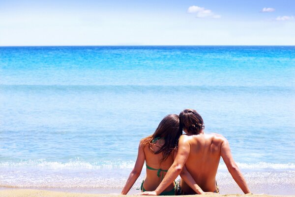 Idylle familiale sur une belle plage