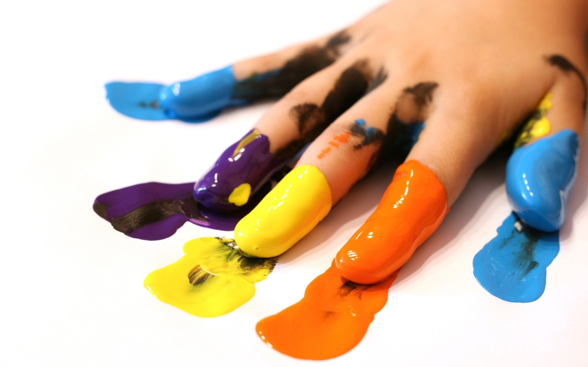 hand fingers paint