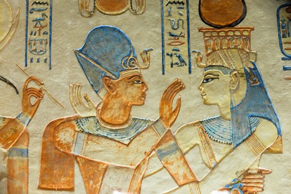 Egyptian paintings depicting pharaohs