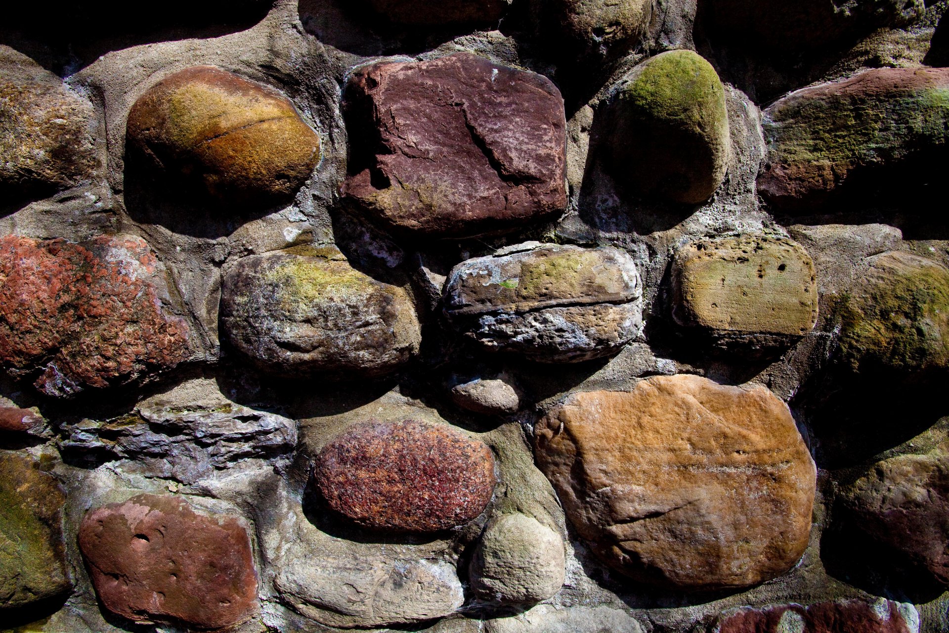 tone masonry wall flower