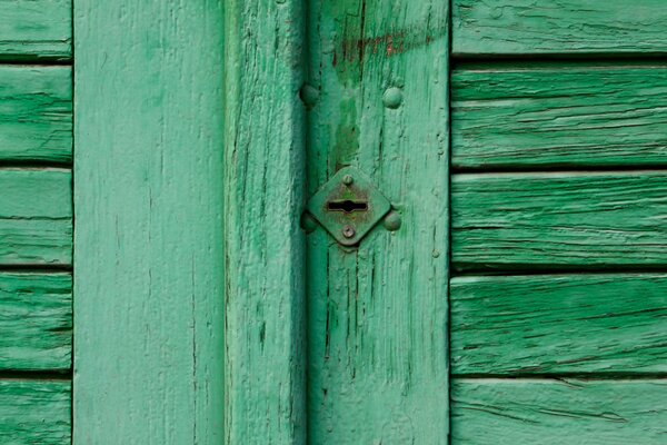 Serratura della porta. Porta verde