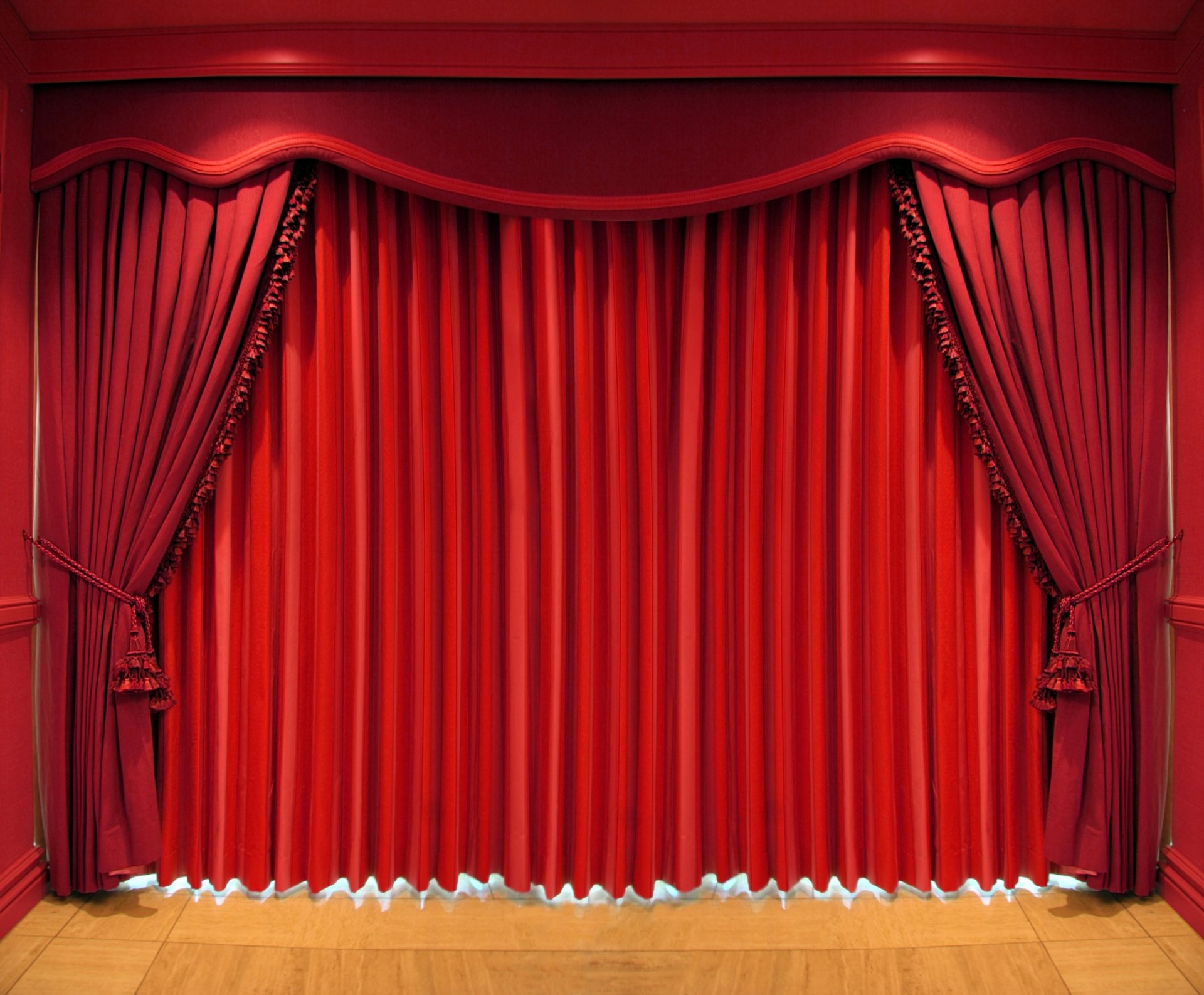 curtain red shade drape fold