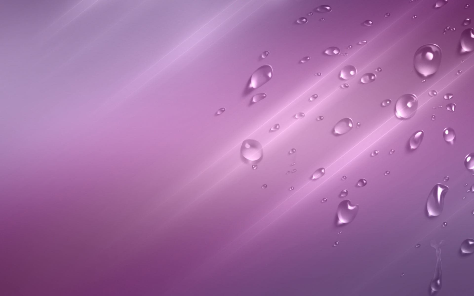 gros plan gouttes fond violet