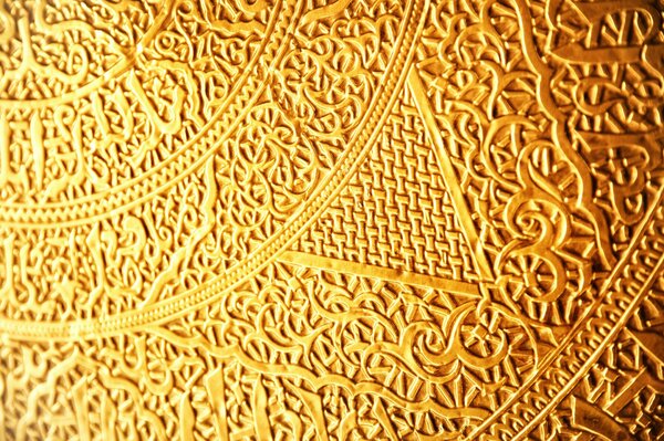 Intreccio d oro. Modello di rune