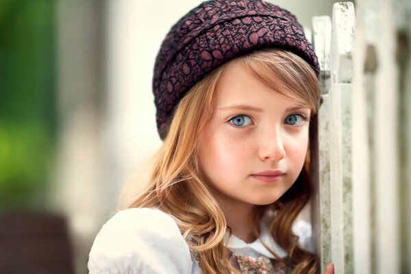 Foto del bambino di una ragazza adorabile