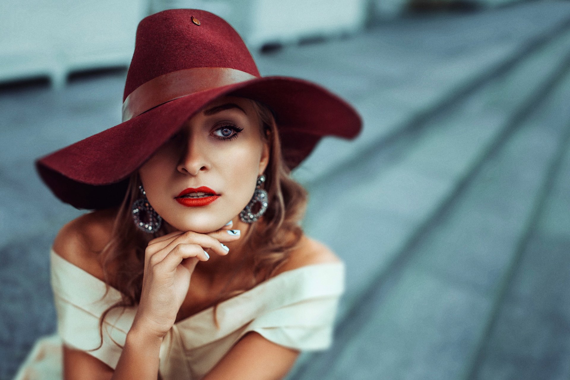 burgundy hat style portrait hat bokeh