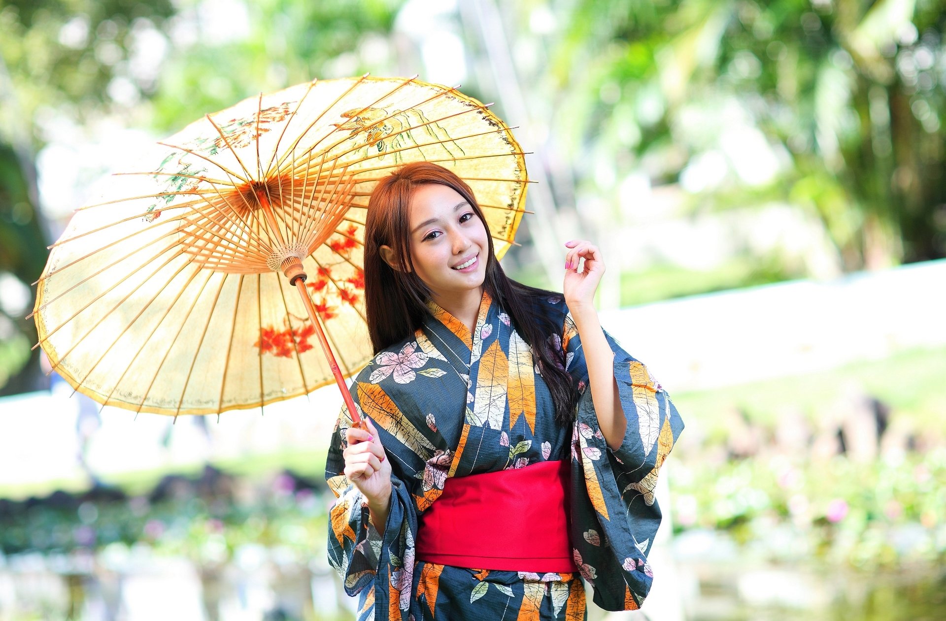 style fille asiatique parapluie toilette