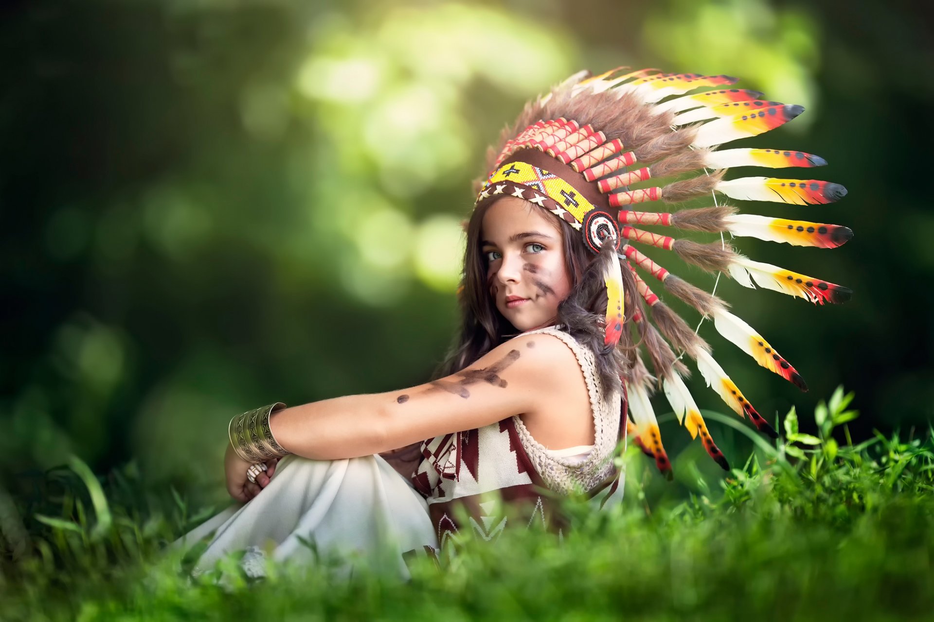 littlest indiens jeune fille coiffe plumes