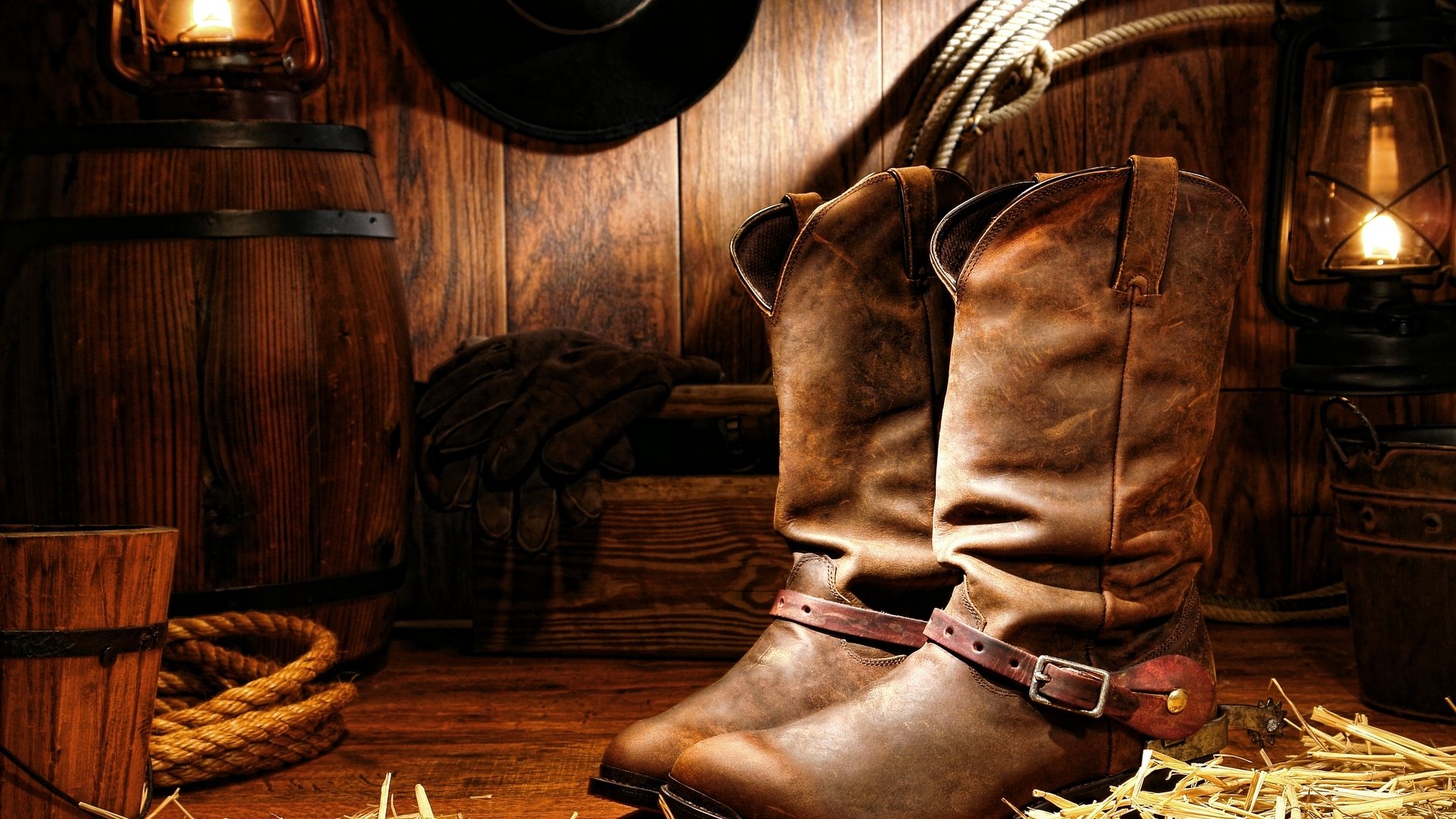 bottes de cow-boy bois cordon lampes gants chapeau