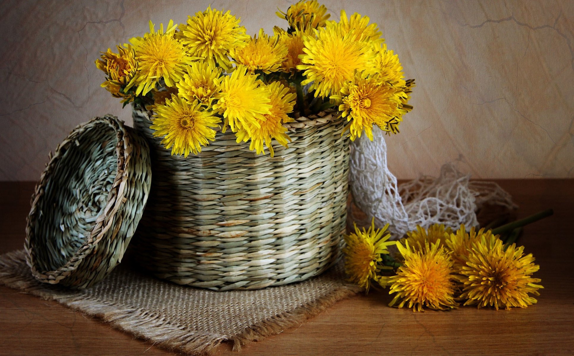 löwenzahn korb wicker serviette tisch