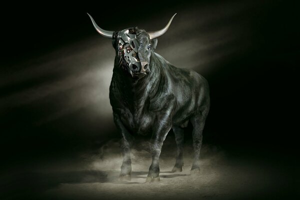 Toro de metal con cuernos y poderoso