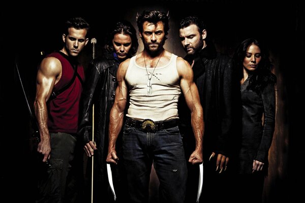 Wolverine x-Men con otros héroes