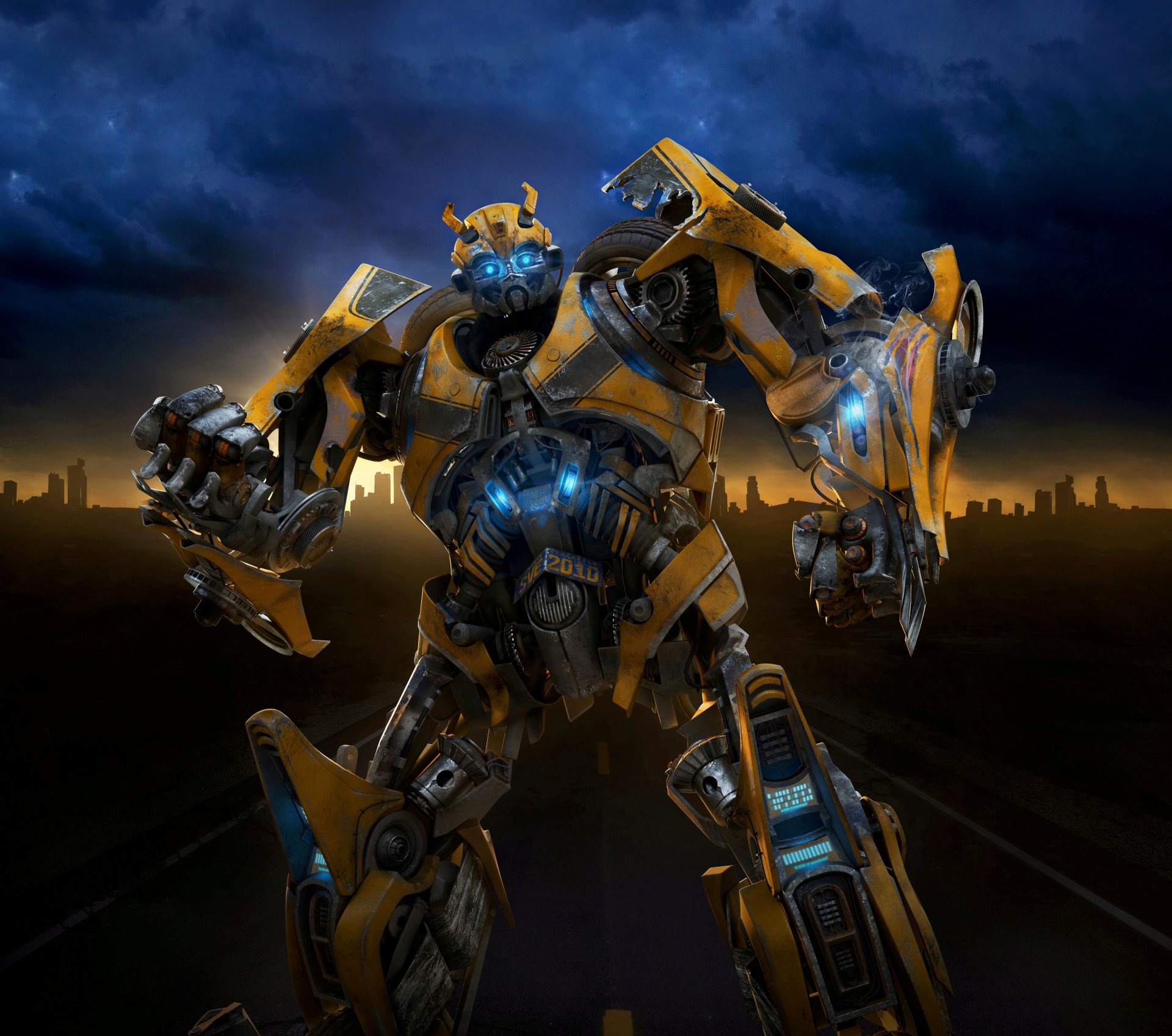 transformers 2 venganza de los caídos película robots coches bumblbee camaro cine transformers bumblebee camaro autobots egipto desierto noche cielo nubes carretera