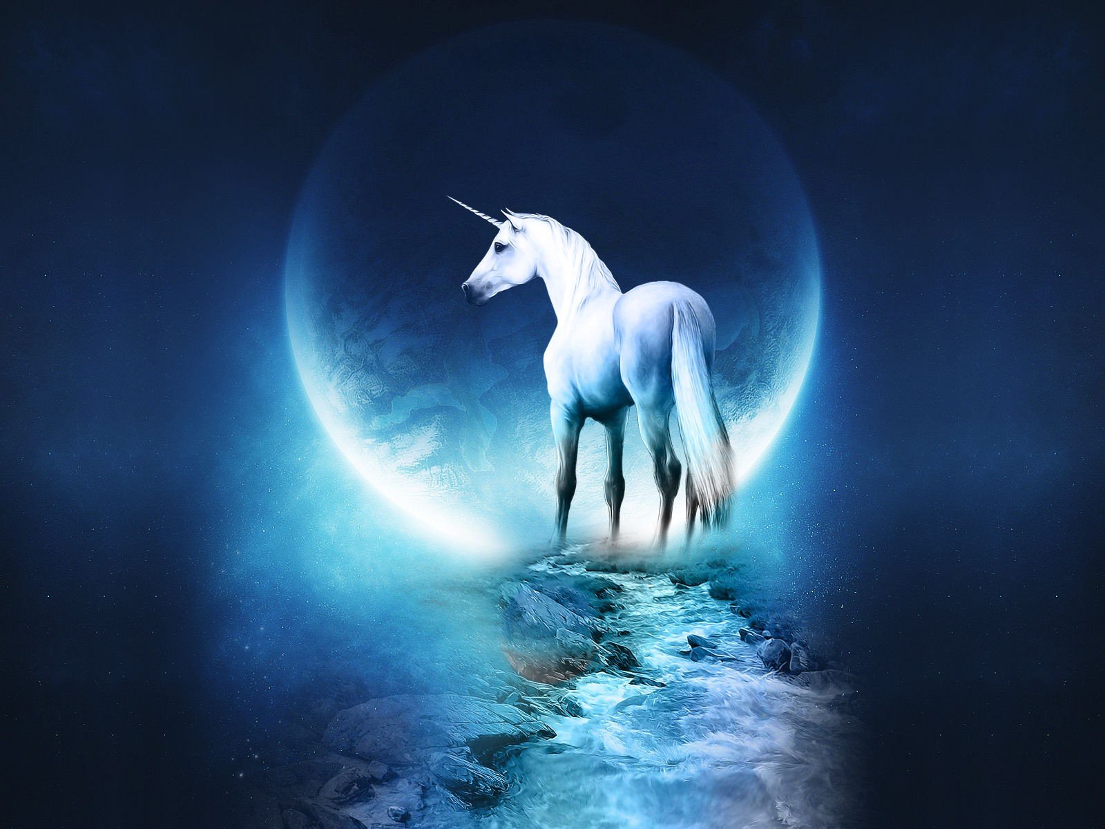 unicorno pianeta blu