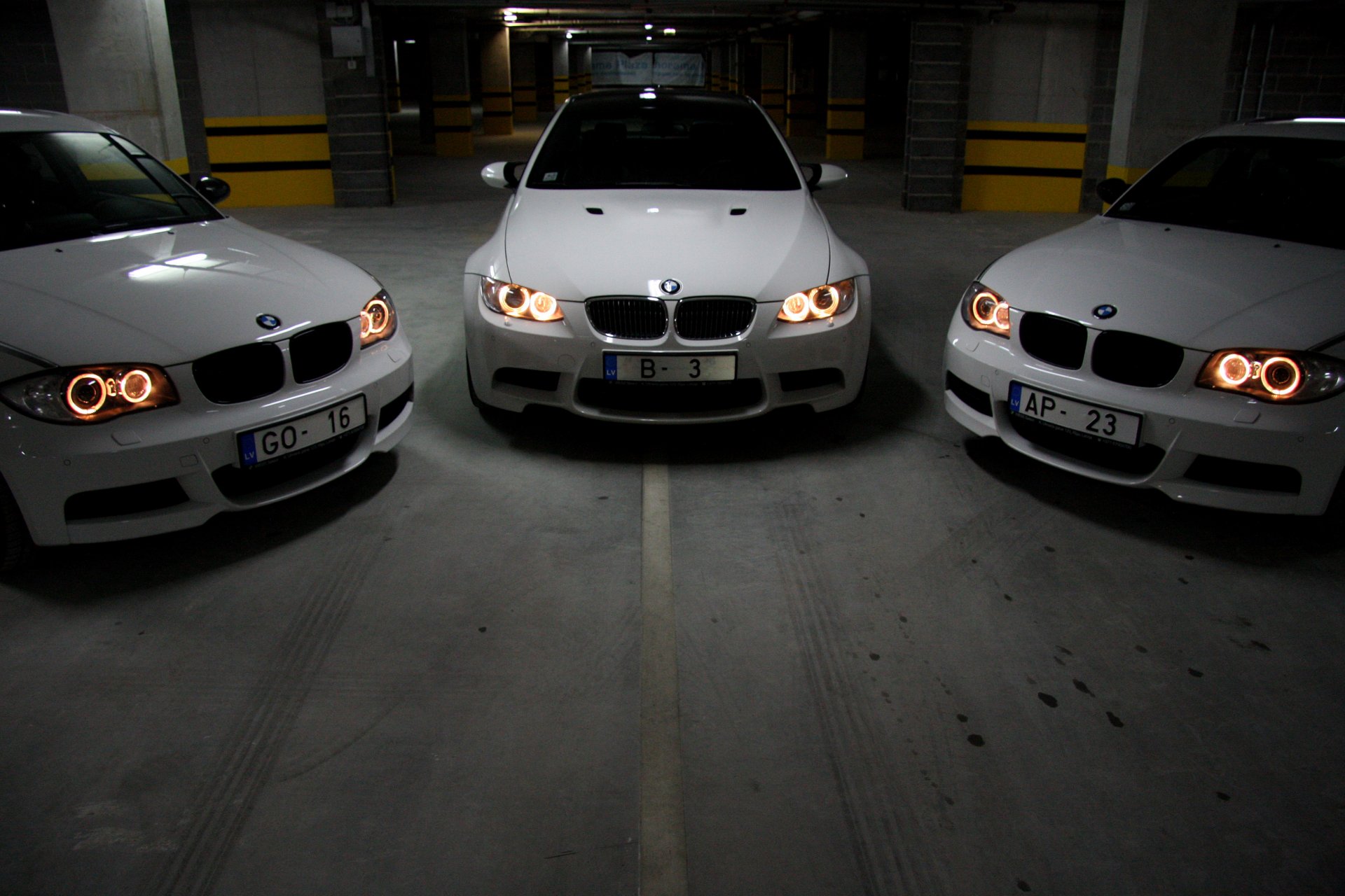 bmw weiß garage scheinwerfer