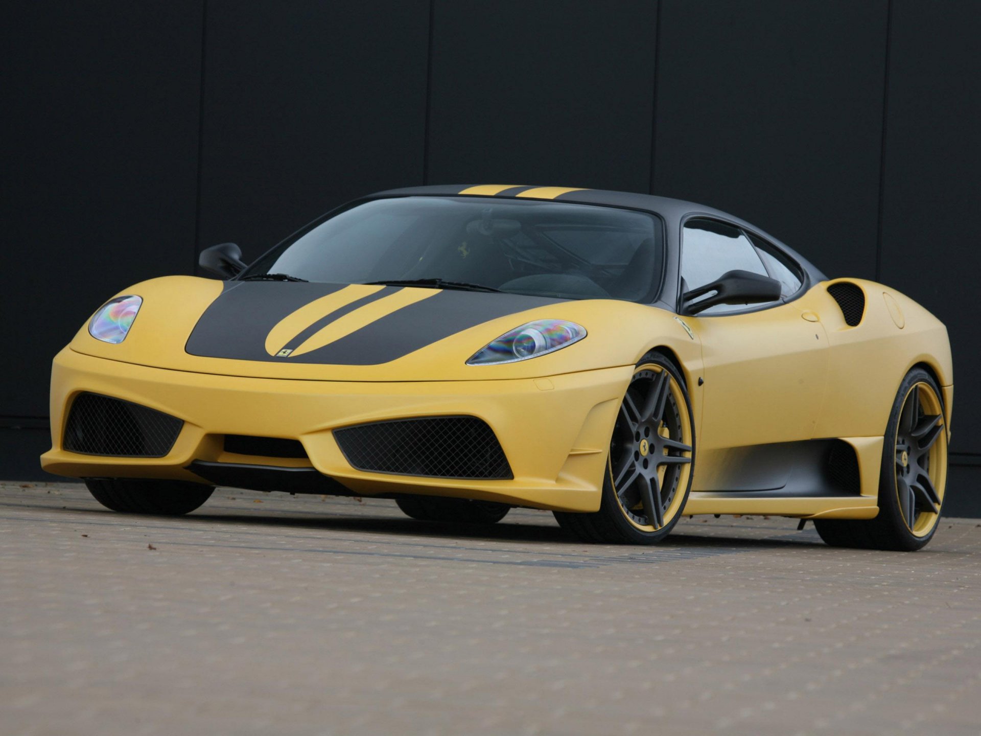 ferrari f430 scuderia 747 edition jaune route voiture