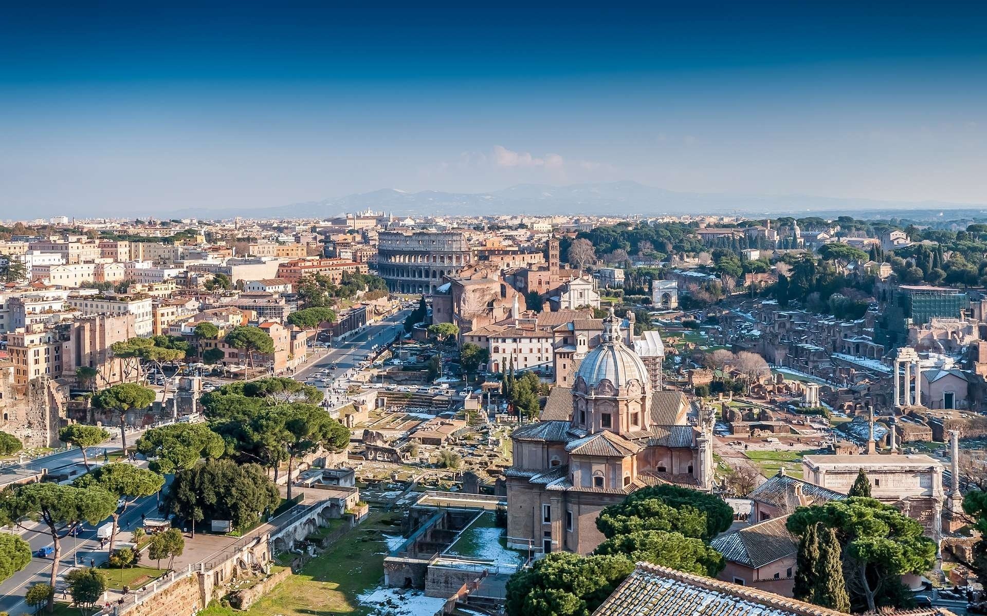 eternal city italy rome colosseum italy rome