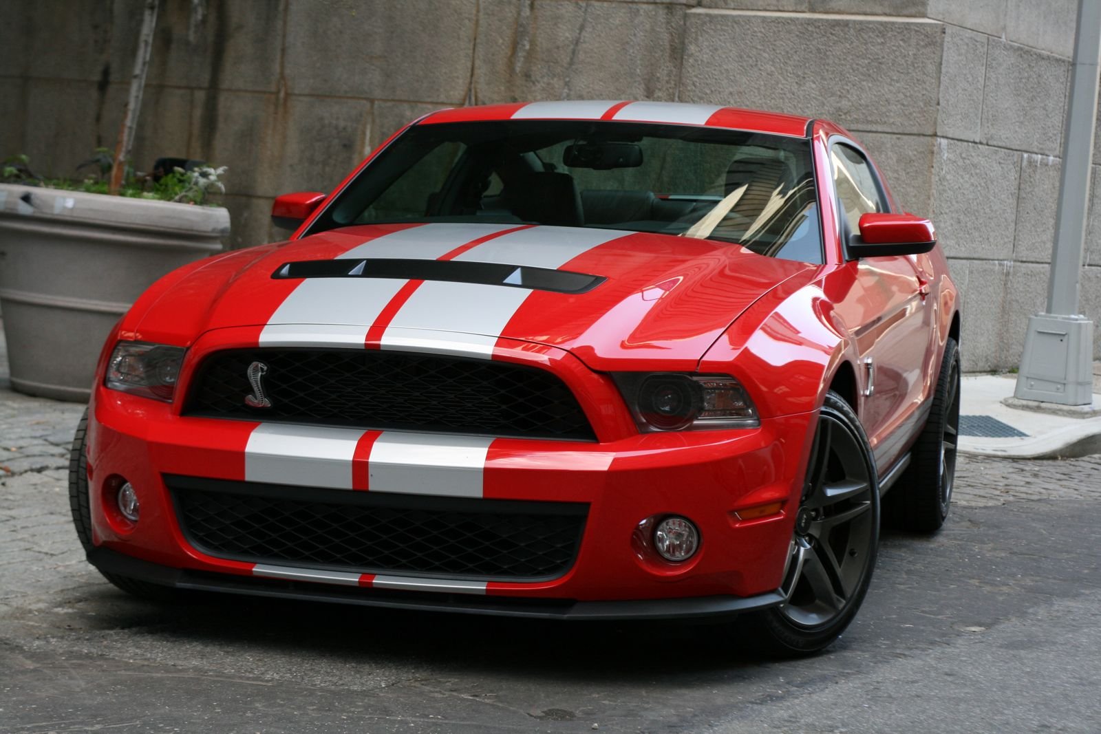 machinery ford mustang