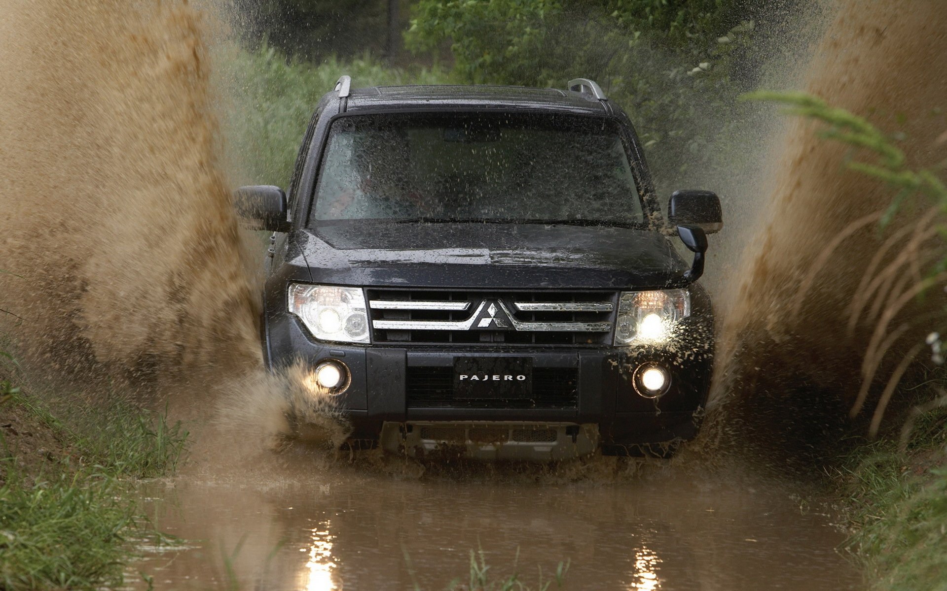 mitsubishi pajero spritzer