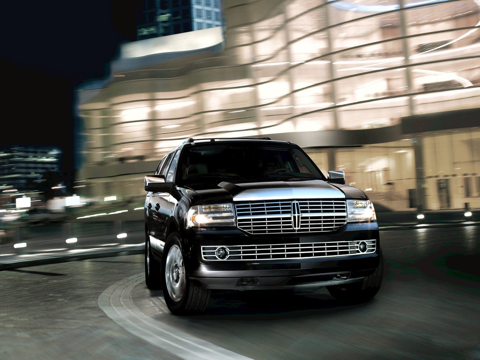 lincoln navigator vitesse nuit noir