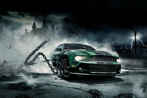 Shelby Mustang verde con catena sullo sfondo del castello