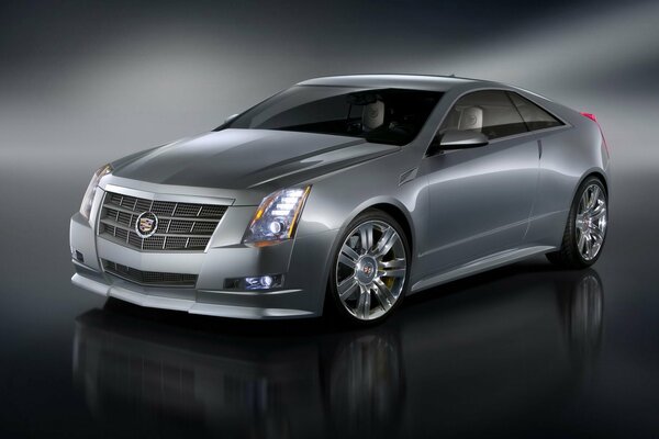 Cadillac argent beau fond