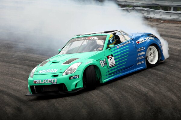 Nissan 350z racing car drifts