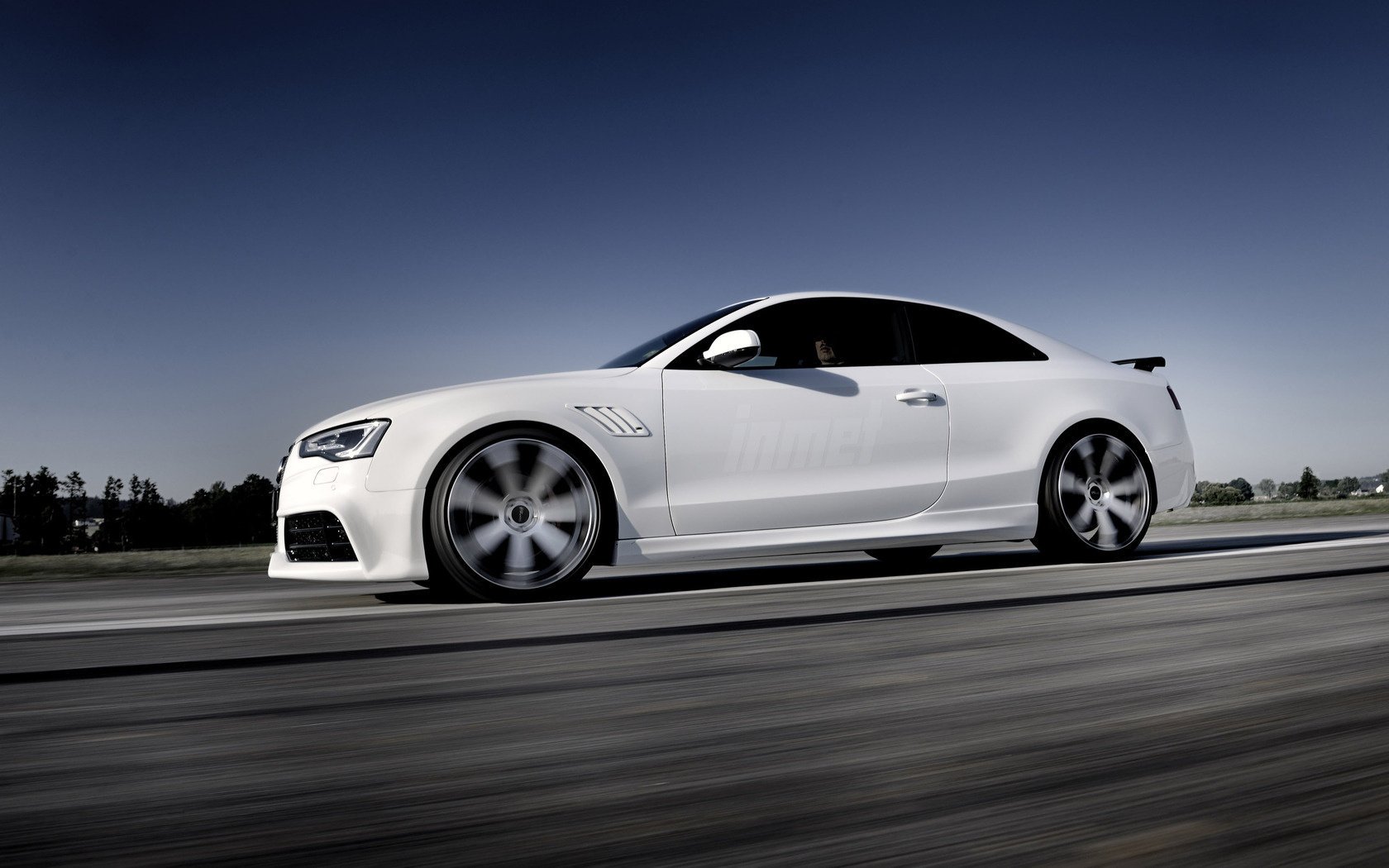 cool pc5 audi white