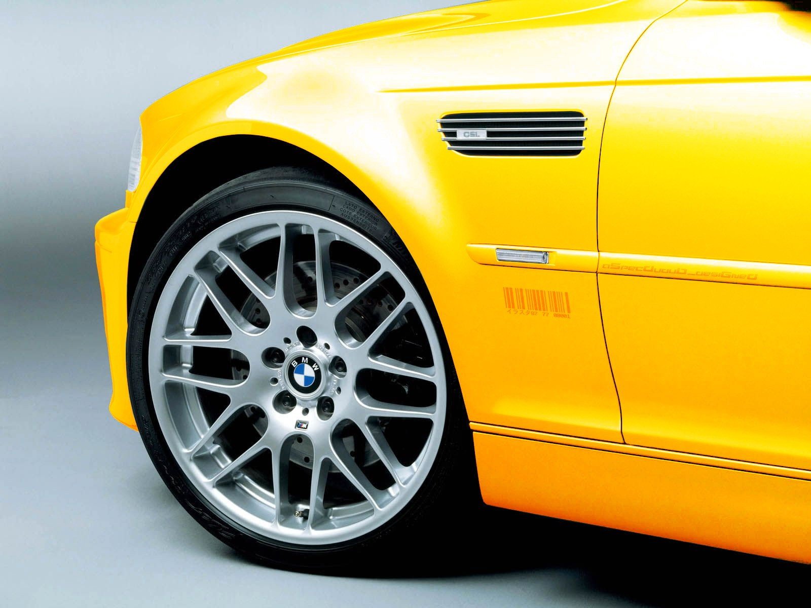 bmw jaune roue