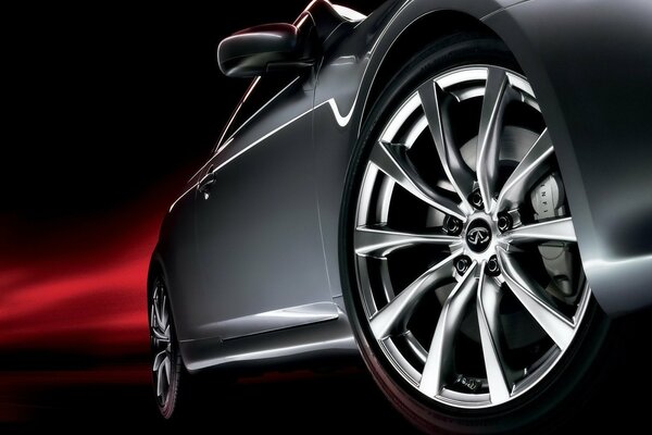 Chrome-plated metal infiniti wheels