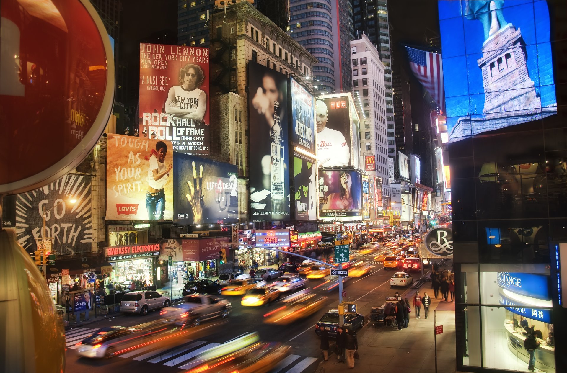 nowy jork times square nocą noc samochody drapacze chmur