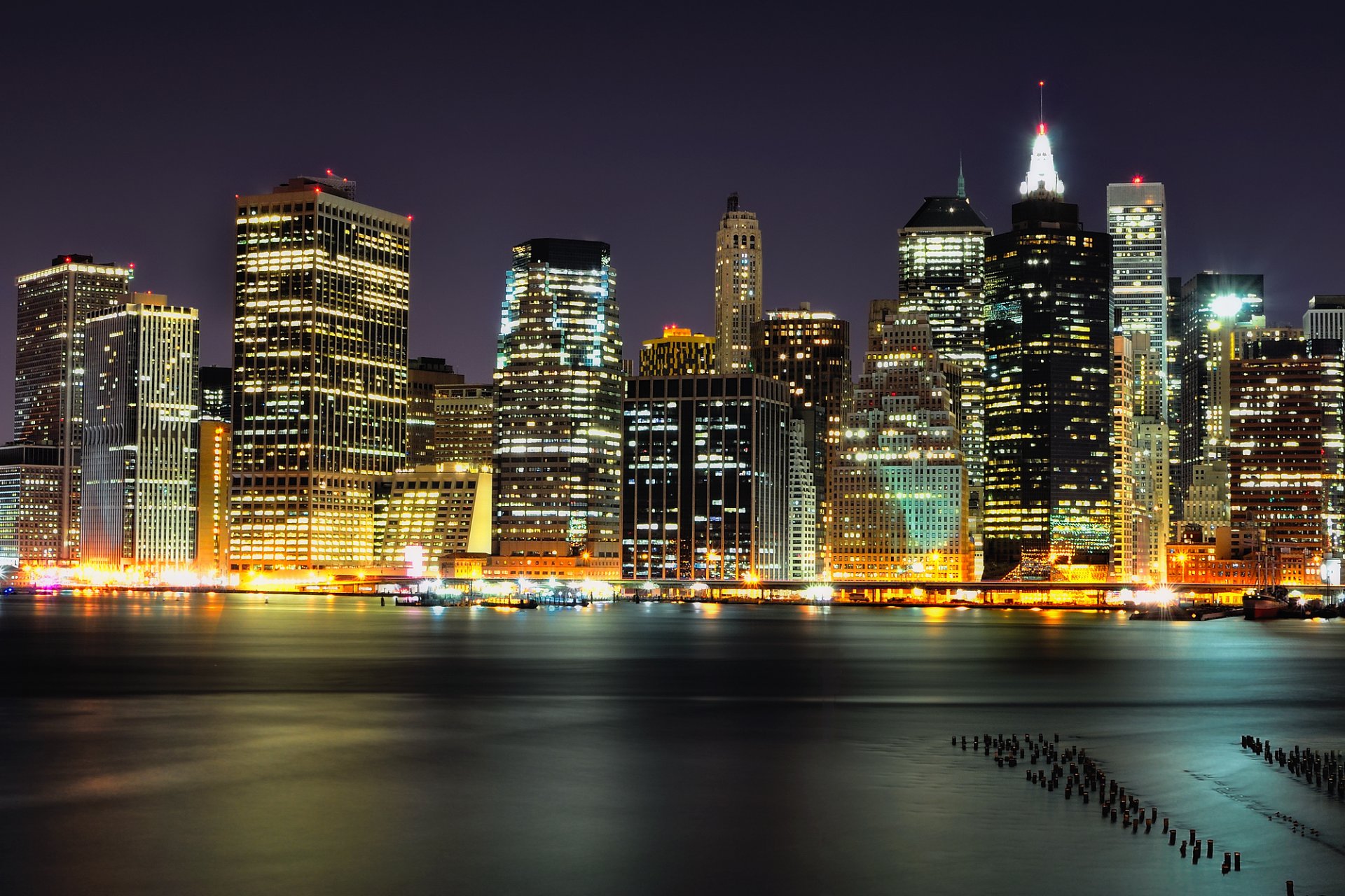 manhattan night columbia heights brooklyn new york skyscrapers light