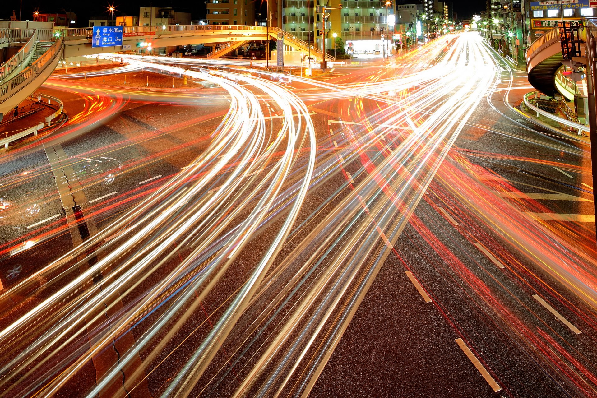 tokio night city autostrady światła domy latarnie