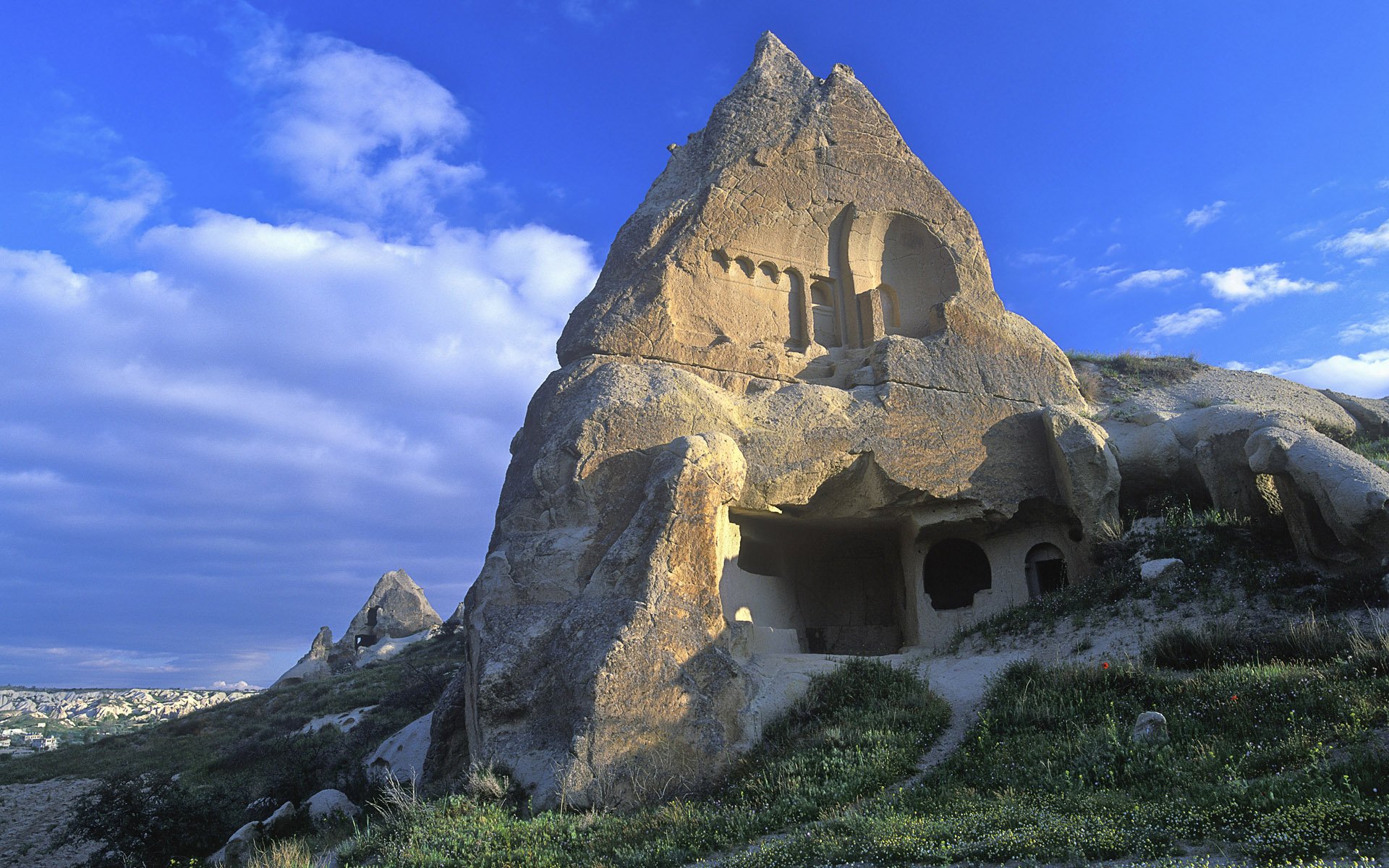 montaña cielo casas roca