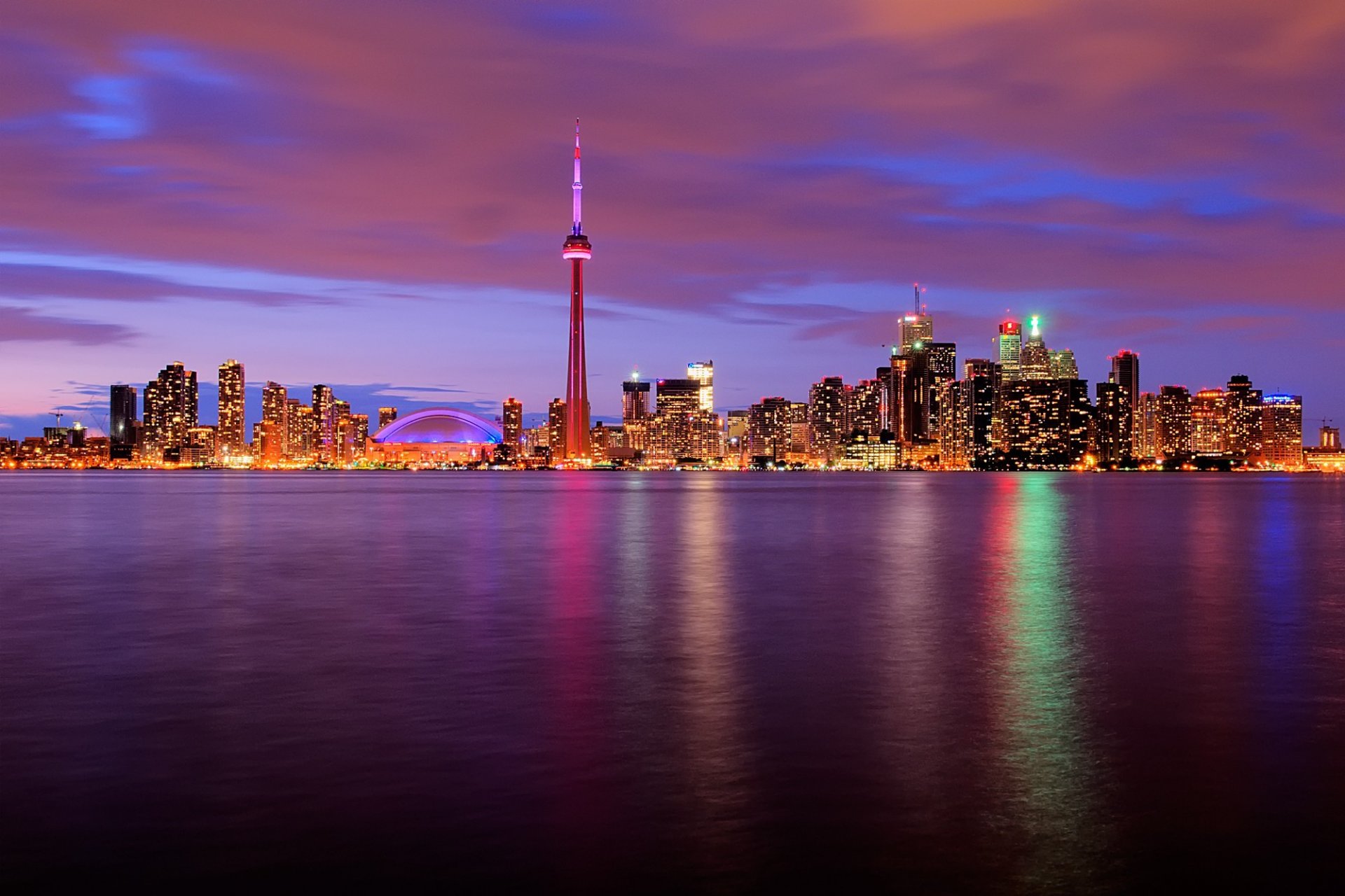 toronto canada tower water night light