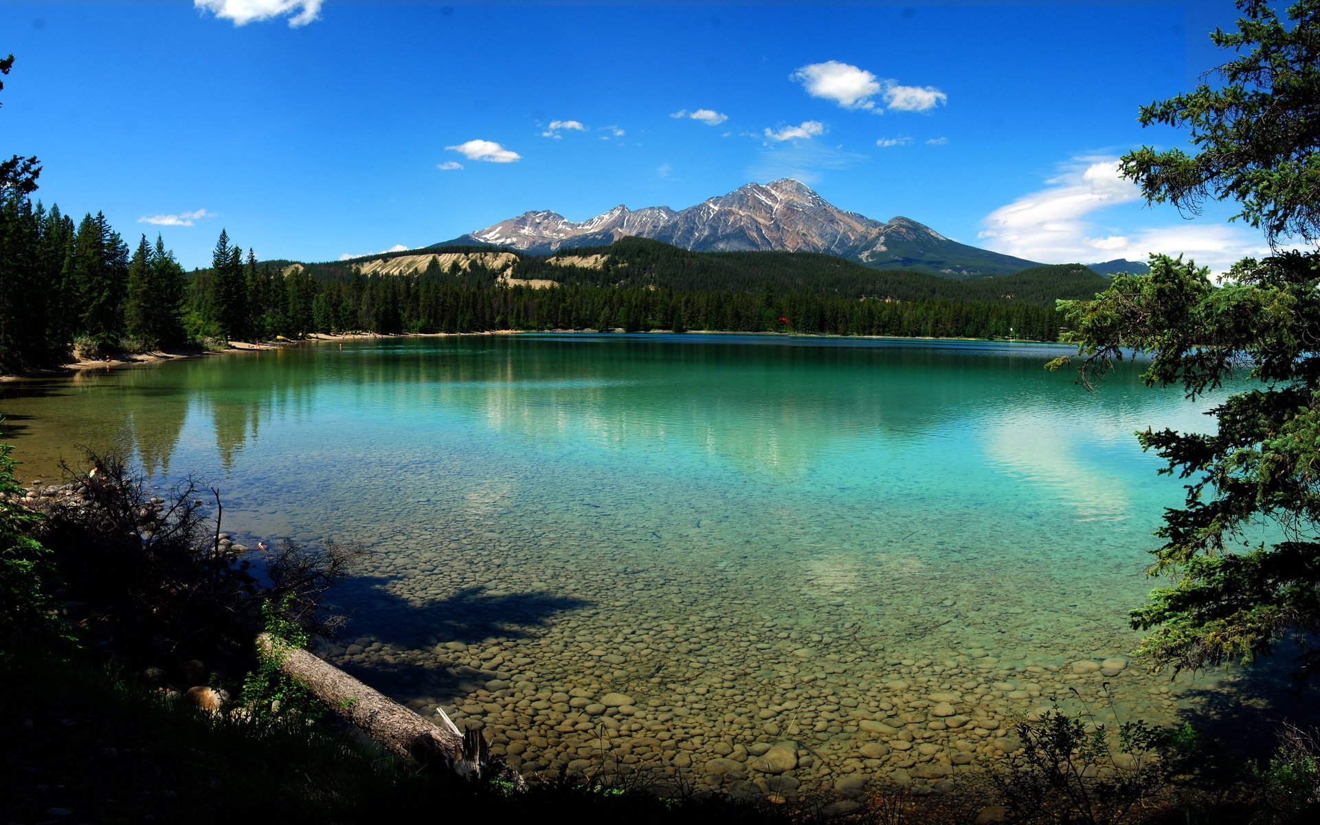 parc national du canada arbres montagnes eau lac