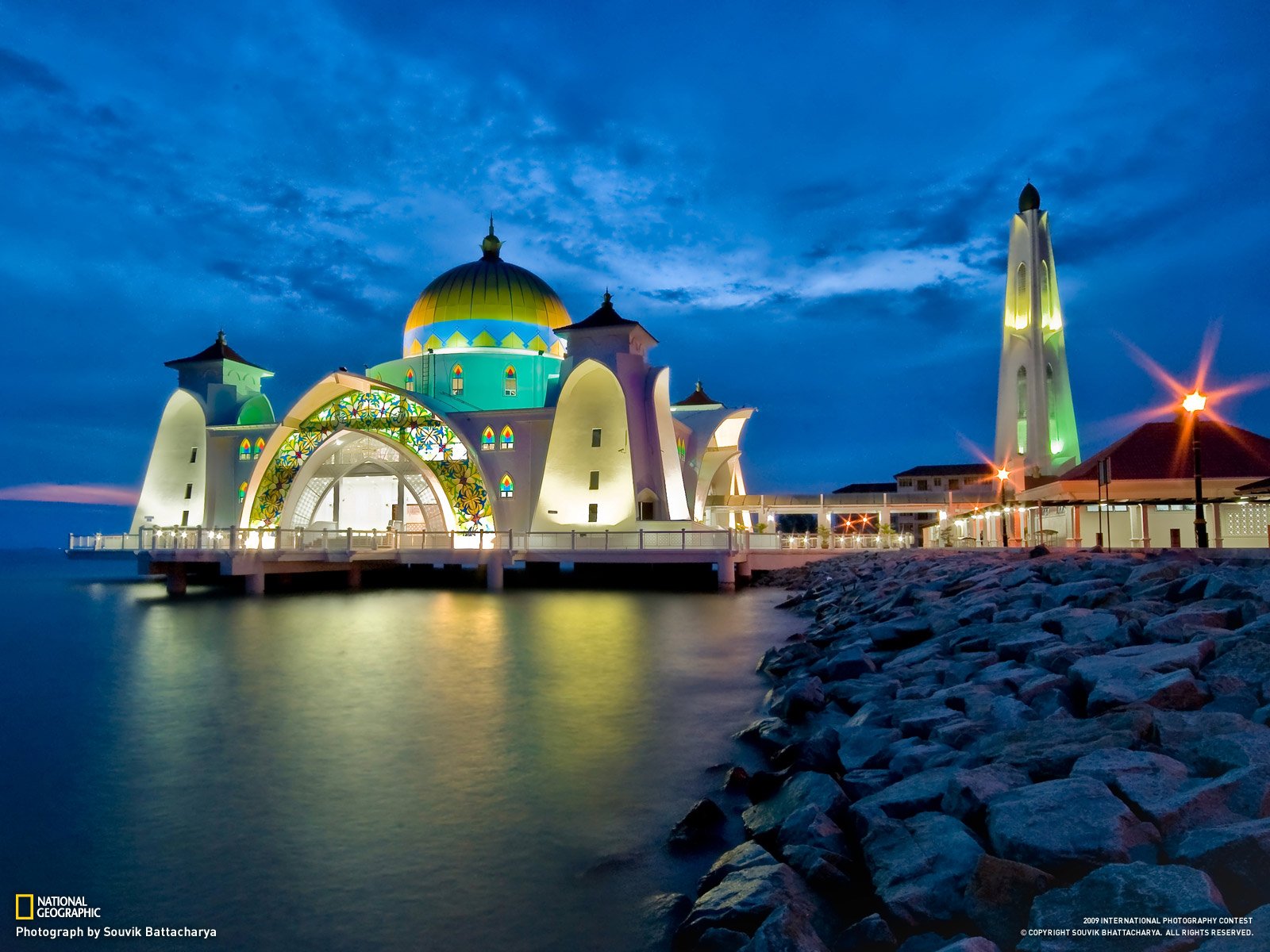 beach mosque night