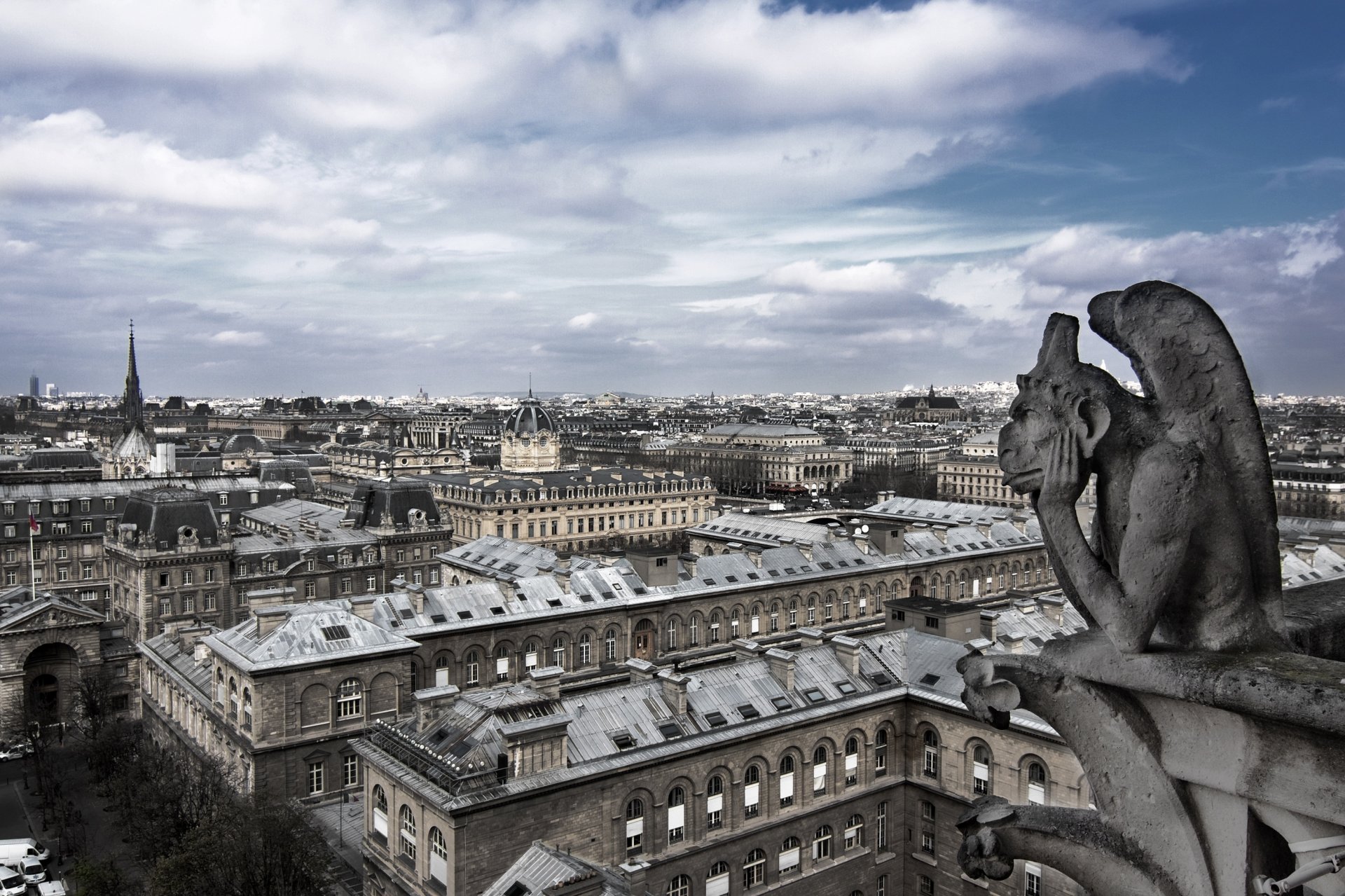 notre dame parís francia casas nubes