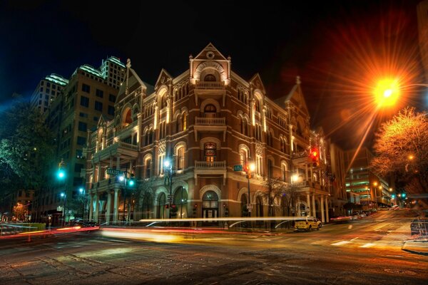 Centro nocturno de la ciudad