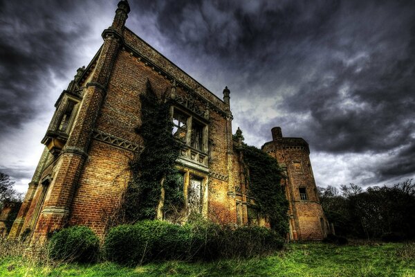 Castillo abandonado foto procesamiento