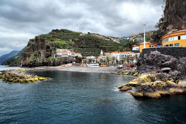 Ponta do Sol Bay, Portogallo . Foto