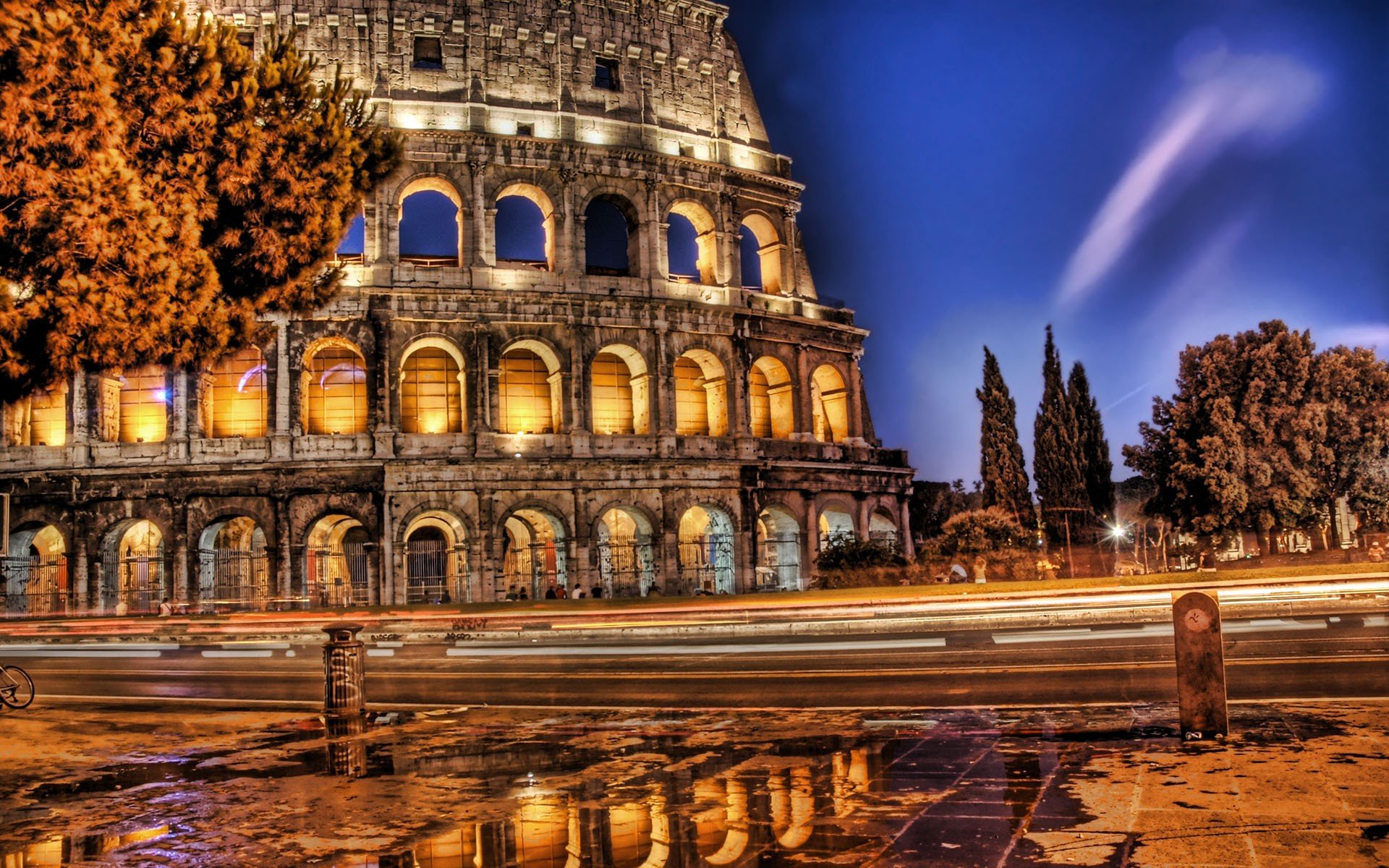 colosseo sera strada