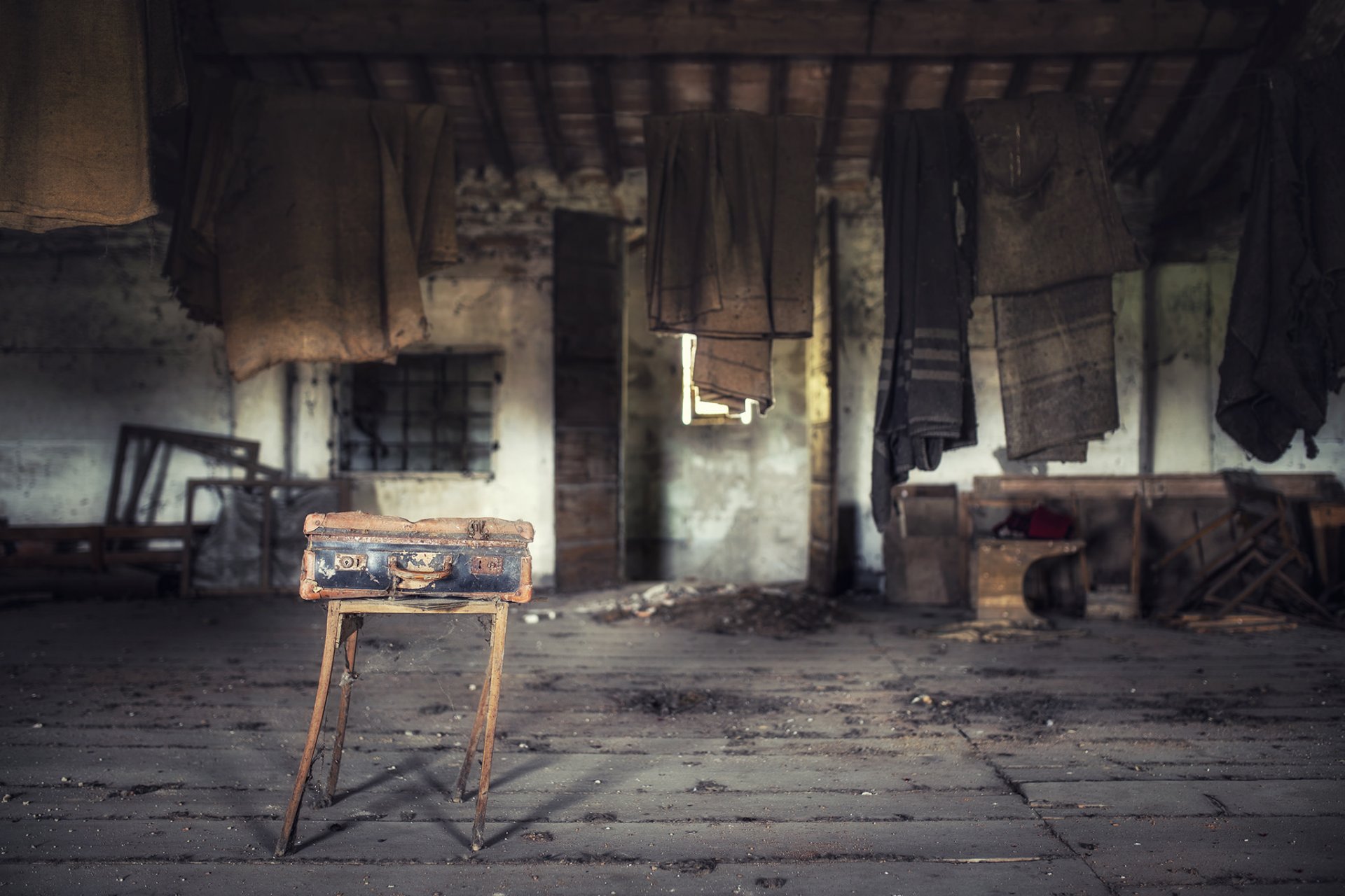 chambre chaise valise