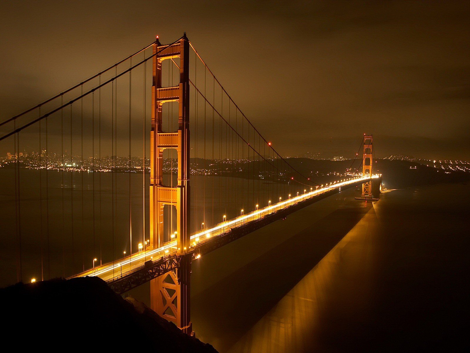 puente noche luz