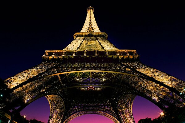 L unico posto dove non si può vedere la Torre Eiffel a Parigi