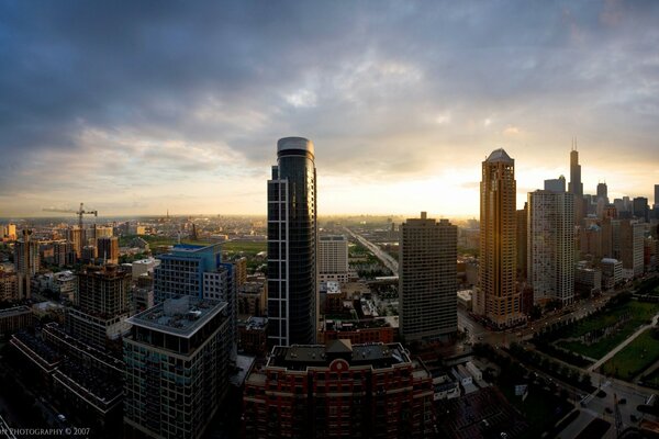 La ciudad tiene grandes edificios