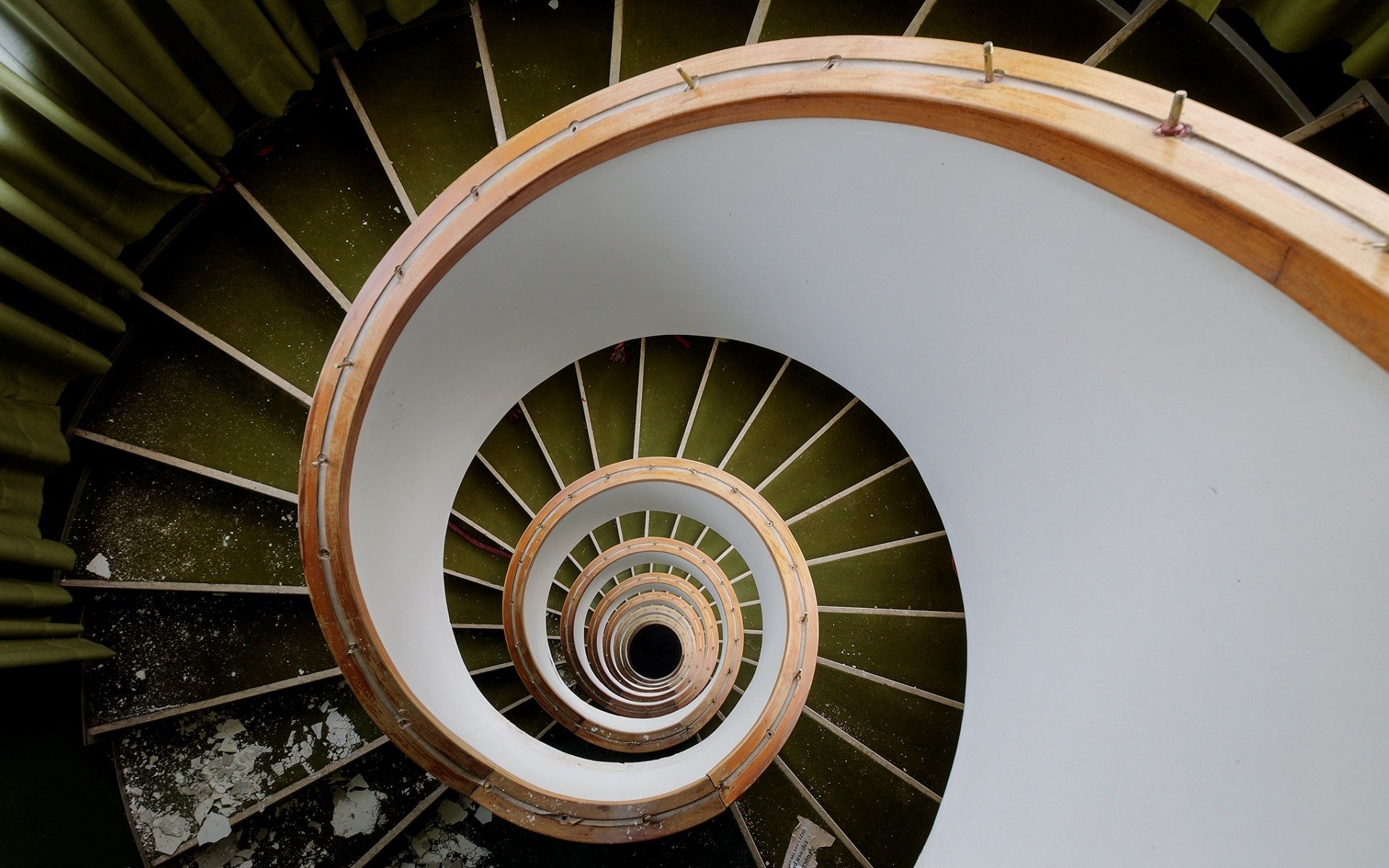 escalier mur fond